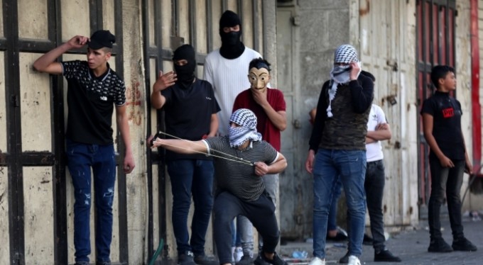Kudüs'teki Bayrak Yürüyüşü'nde 45 kişi yaralandı