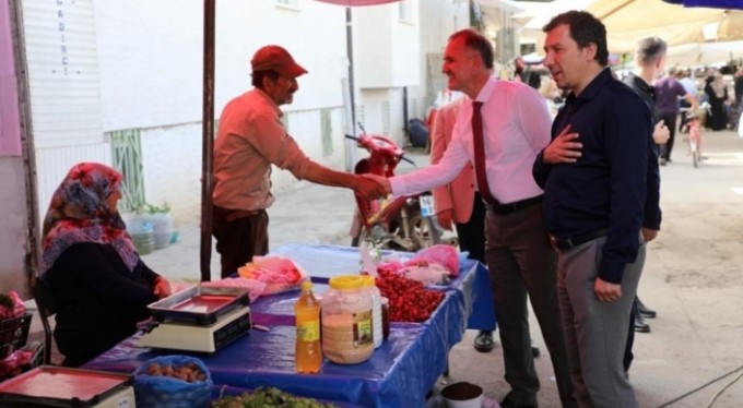 İnegöl Pazartesi Pazarında trafik sorunu çözüldü