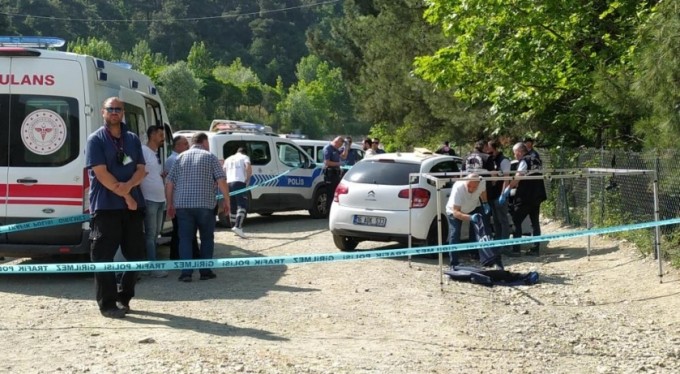 Bursa'da esrarengiz ölüm...Yanında tabanca bulundu