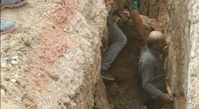 Bursa'dan göçük altında can pazarı