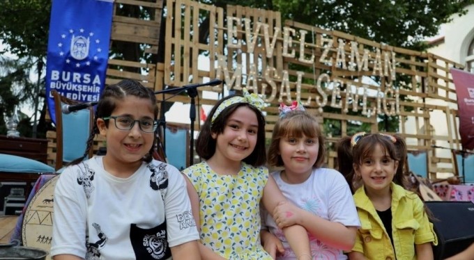 Bursa'da masal dünyasına renkli yolculuk