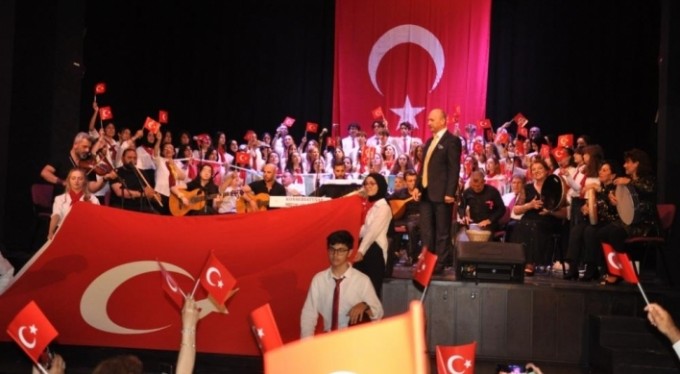 TKM'de Gençleşen Türküler rüzg&acirc;rı