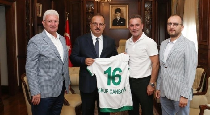 Bursaspor'dan, Vali Yakup Canbolat'a ziyaret