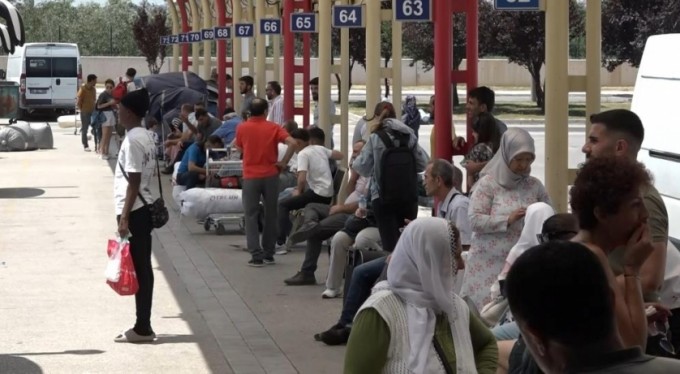 Bayram yolculuğu memlekete değil, Akdeniz ve Ege kıyılarına