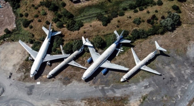 Hayalet uçaklar satılıyor