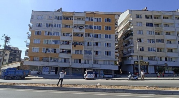 6. kattan düşen 2 yaşındaki çocuk hayatını kaybetti