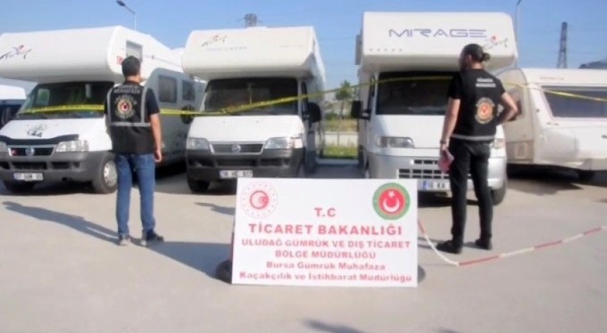 Sahillerde kaçak motokaravan avı