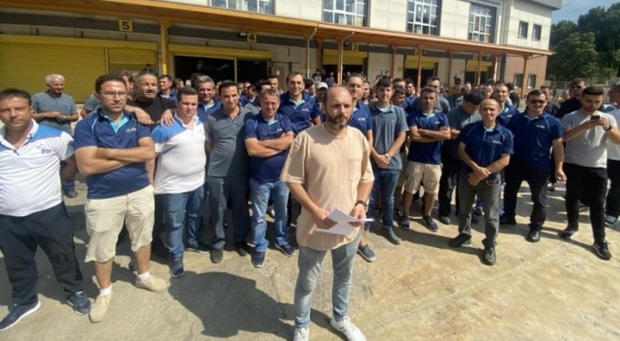 PTT işçileri iş bıraktı