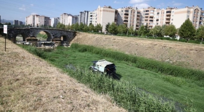 Bursa'da sinekle kesintisiz mücadele