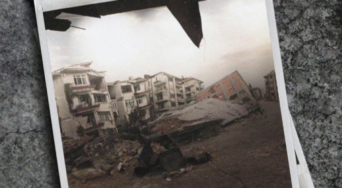 Bursaspor'dan Marmara Depremi paylaşımı! 'Unutmadık, unutmayacağız'