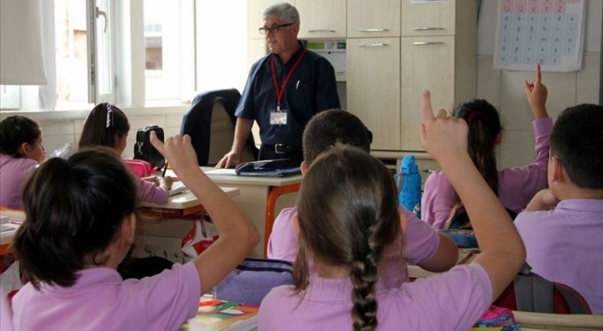 Bursa'da 40 bin öğretmen, 600 bin öğrenci ders başı için gün sayıyor