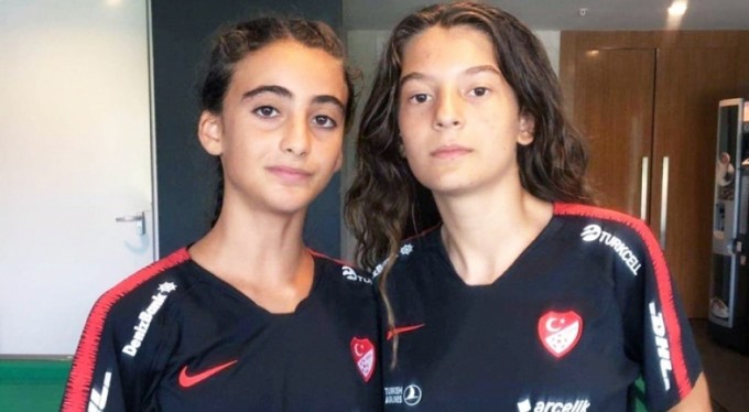 Bursa'dan U15 Futbol Kız Milli Takım aday kadrosuna iki sporcu