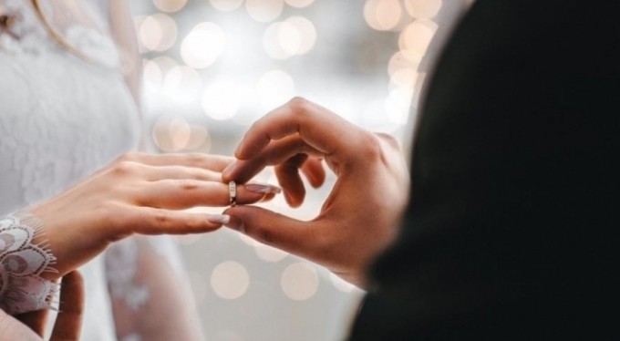 Yargıtay'dan emsal karar! Düğün takıları kime ait?