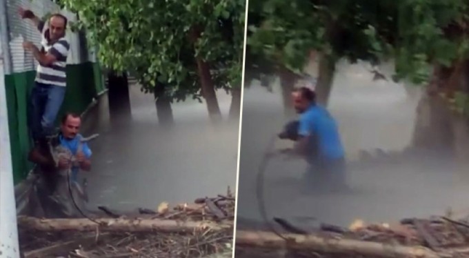 Bursa'da selde mahsur kalan köpeği ekipler kurtardı