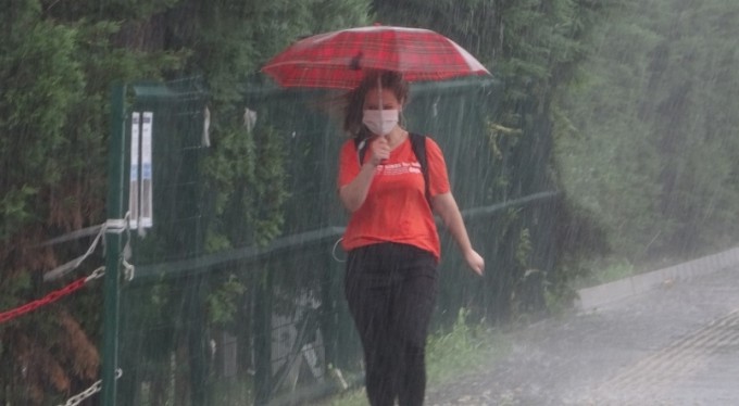AFAD'dan Bursa dahil bir çok kente uyarı: "Marmara kuvvetli yağışlara karşı tedbirli olmalı"