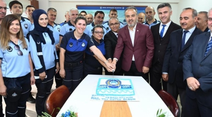 Başkan Aktaş, zabıtanın 196'ıncı yılını telsizle kutladı