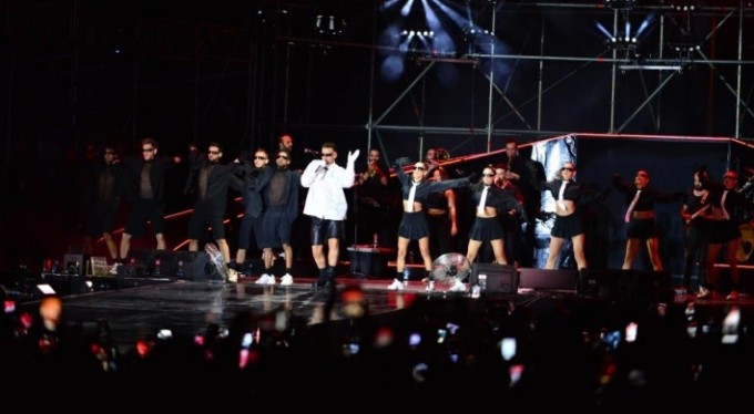 Edis ve Gazapizm Bursalıları coşturdu