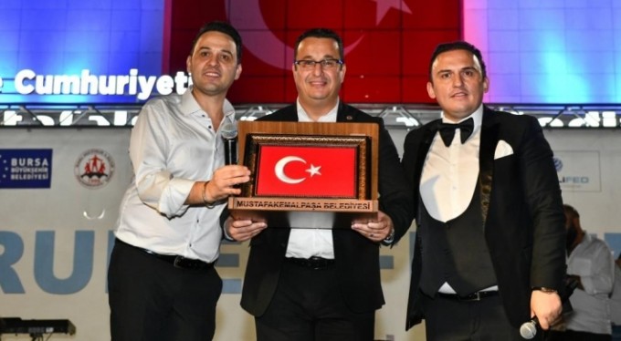 Mustafakemalpaşa'da Balkan rüzgarı