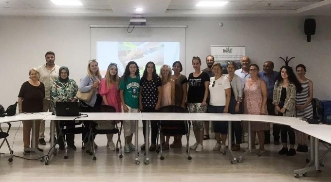 Nilüfer'de balkon tarımı hakkında bilinçlendiler