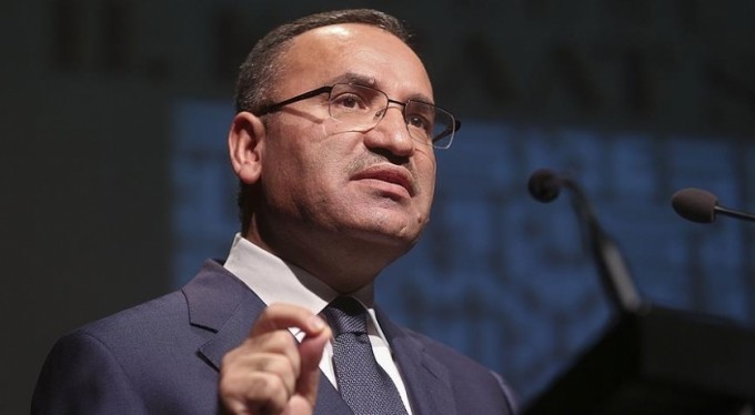 Bakan Bozdağ'dan başörtü düzenlemesi açıklaması