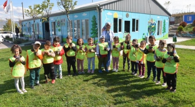 Yıldırım Belediyesi'nden miniklere çevre dersi