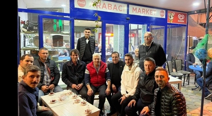 Milli futbolcuyu kahvehanede görenler şaşırdı