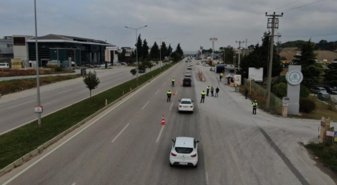 Bursa'da drone'lu trafik uygulaması! Sürücülere ceza yağdı