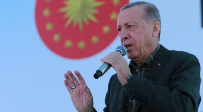 Erdoğan'dan Diyarbakır'da Selahattin Demirtaş'a tepki!  "Bu adamın kürtlükle alakası yok"