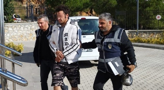 Bursa'da mazgal hırsızı kameralara takıldı!