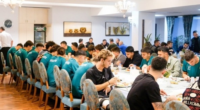 Bursaspor'da moral yemeği organize edildi