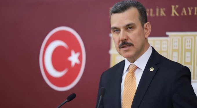 AK Parti Bursa Milletvekili Esgin TTB Merkez Konseyine sert çıktı