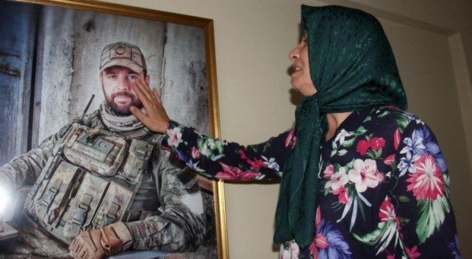 Bursalı şehit annesi, 6 çocuğun koruyucu annesi oldu