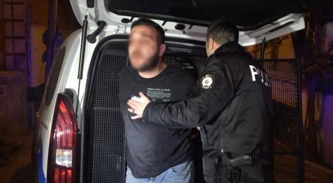 Bursa'da 9 ayrı suçtan aranıyordu! 5 kilometre kaçabildi