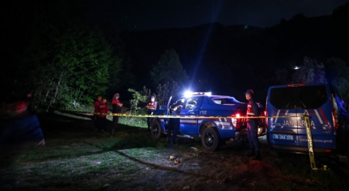 Uludağ'dan inerken mahsur kaldılar! Ekipler seferber oldu