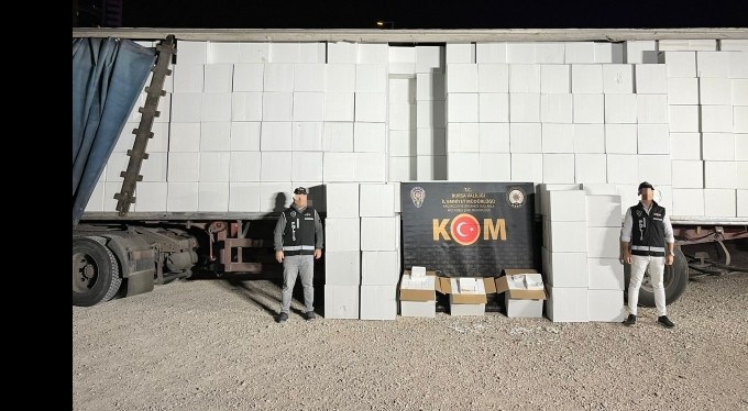 Bursa'da kaçak sigara operasyonu