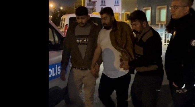 Savaştan kaçtılar yangında hayatlarını kaybettiler