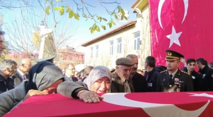 Bursalı şehit son yolculuğuna uğurlandı