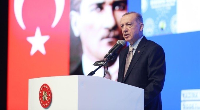 Cumhurbaşkanı Erdoğan: 'Teröristlerle kol kola girip Kandil'de dolaşanlar bu milletin oylarının temsilcisi olamaz'