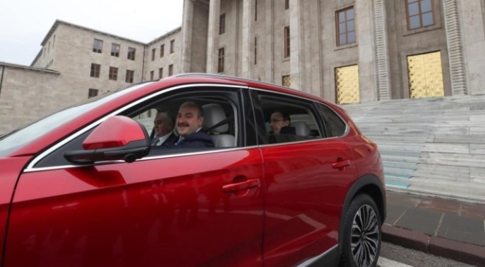 Bakan Varank Meclis'e TOGG ile gitti!