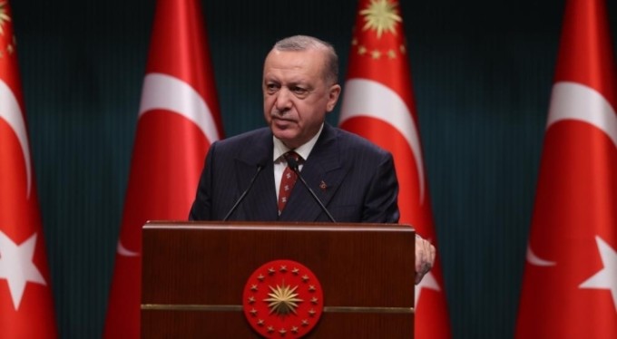 Cumhurbaşkanı Erdoğan'dan önemli mesajlar! Başörtüsü, enflasyon, terör, istismar, doğal gaz...