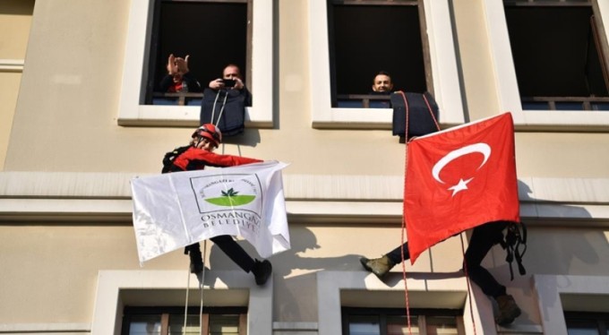 Osmangazi'den nefes kesen deprem tatbikatı! Gerçeğini aratmadı