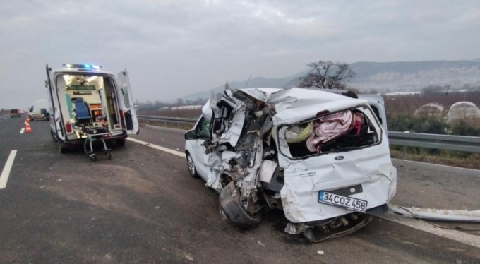 Otoyolda can pazarı: 1'i ağır 5 yaralı