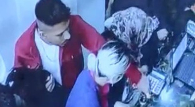 Pişkin hırsız! Kayınvalide ile gelininin dalgınlığı 40 bin liraya mal oldu