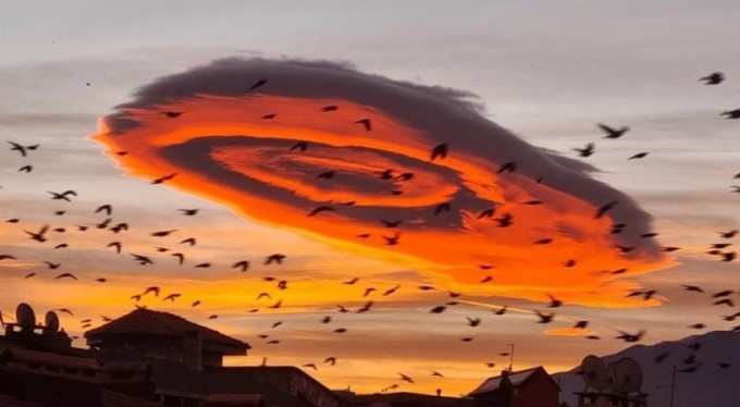 Başkan Aktaş'tan esprili 'mercek bulut' paylaşımı! 'Merak etmeyin, ekiplerimiz görevlerinin başında'