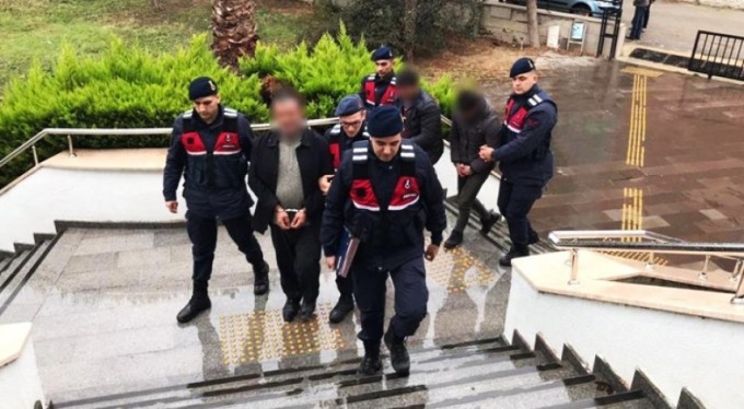 Bursa'da definecilere jandarmadan suçüstü