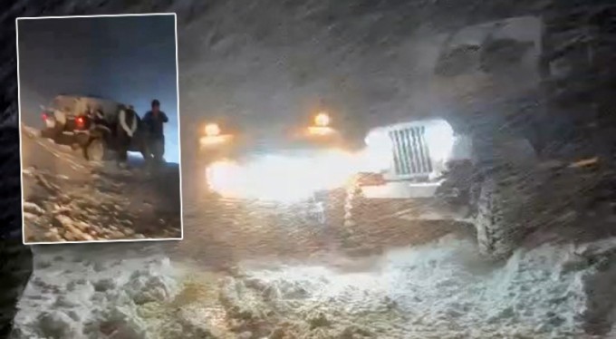 Uludağ'da kabusu yaşadılar! Yoğun karda mahsur kalan aile böyle kurtarıldı