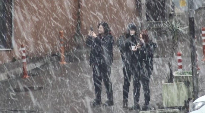 Bursa'da beklenen kar yağışı başladı!