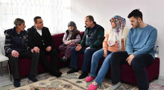 Başkan Kanar'dan acılı aileye taziye ziyareti