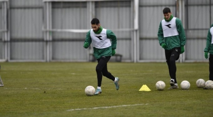 Bursaspor 5'e 2 pas pres çalıştı