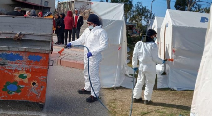 Deprem bölgesi haşere oluşumuna karşı ilaçlandı